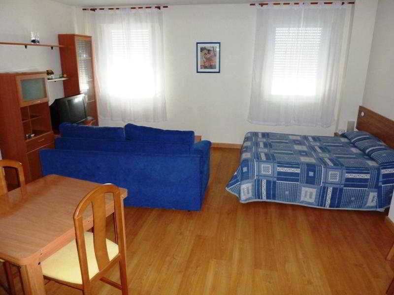 Hostal La Morada La Cistérniga Esterno foto