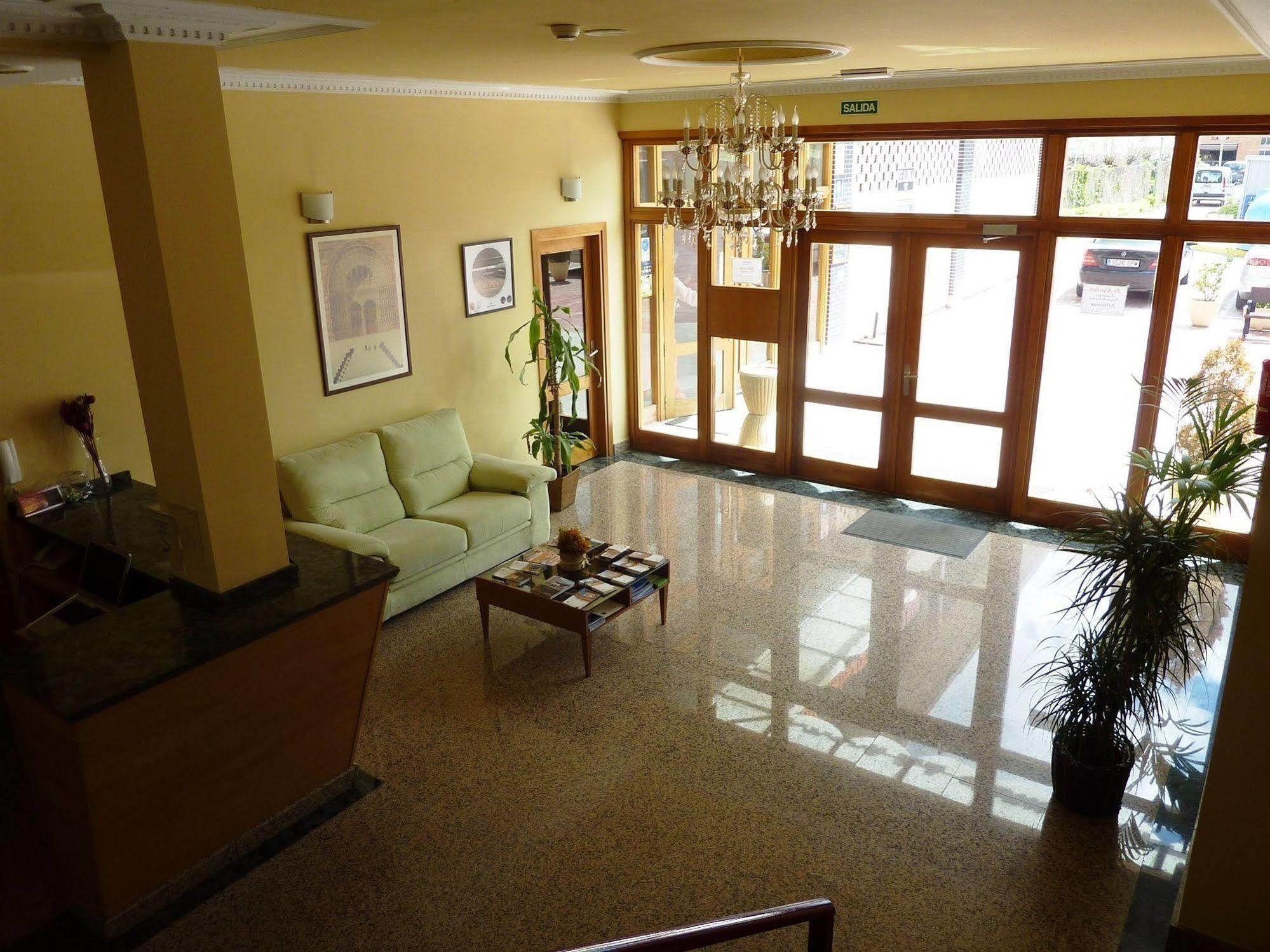 Hostal La Morada La Cistérniga Esterno foto