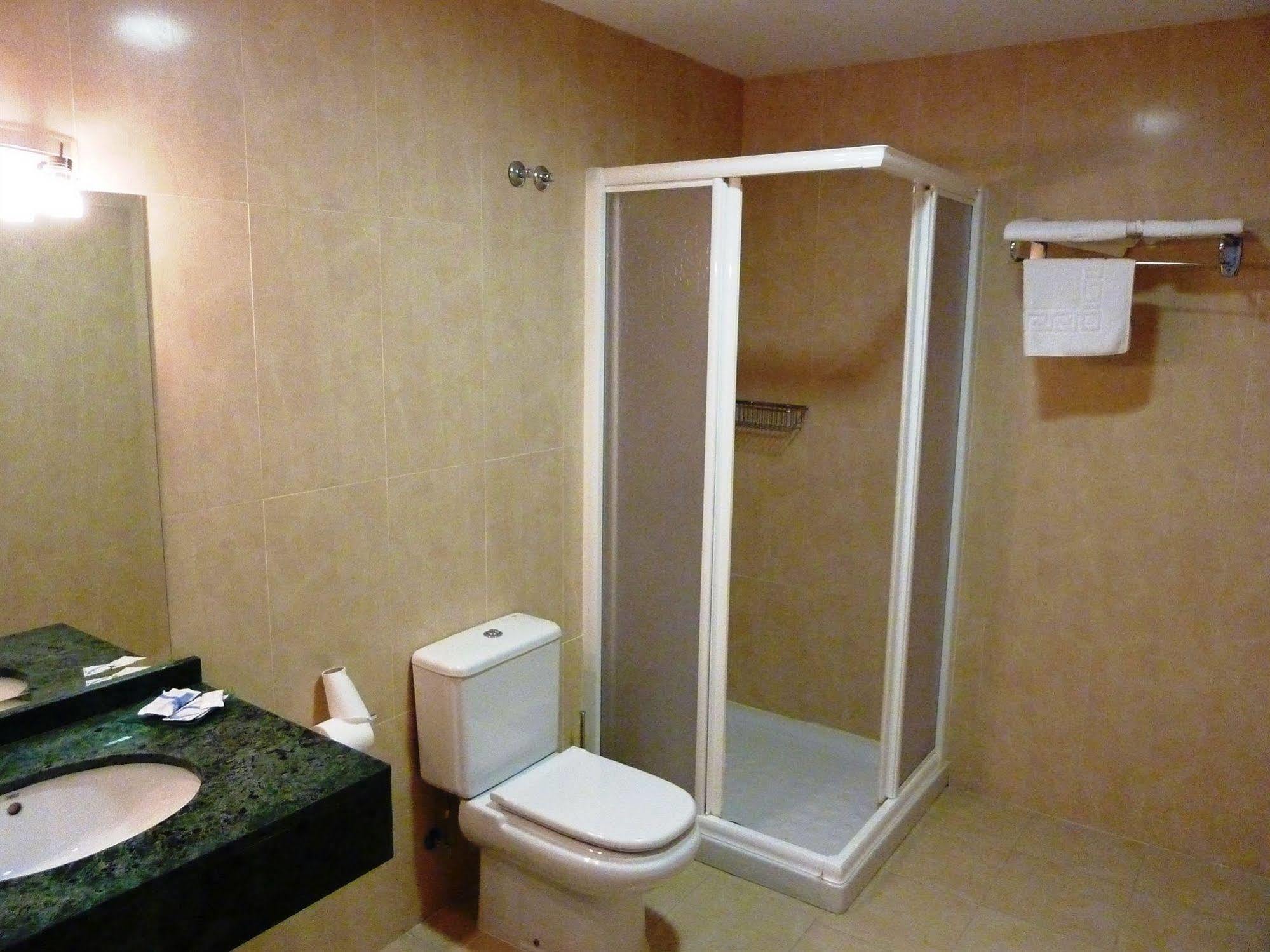 Hostal La Morada La Cistérniga Esterno foto