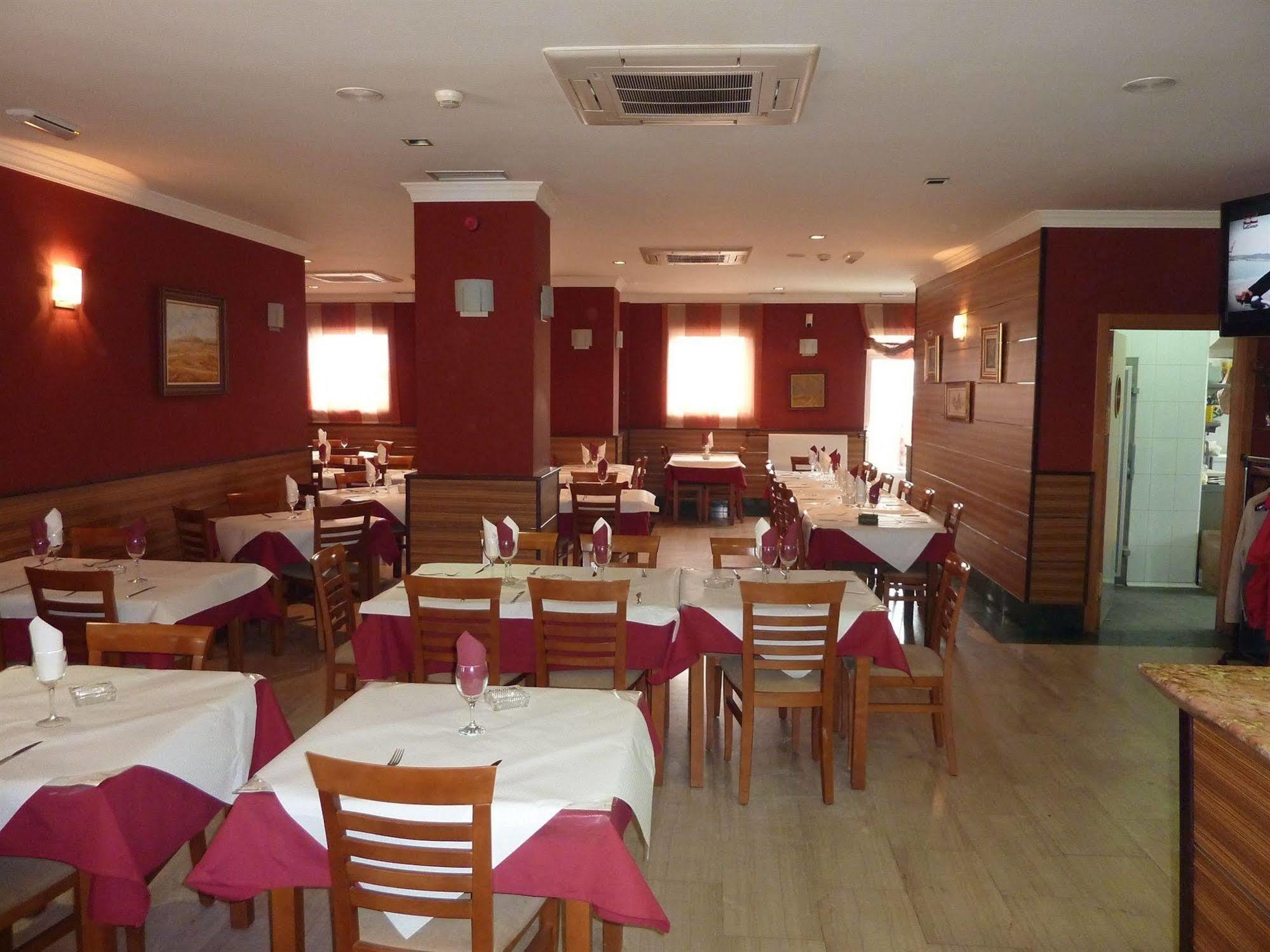 Hostal La Morada La Cistérniga Esterno foto